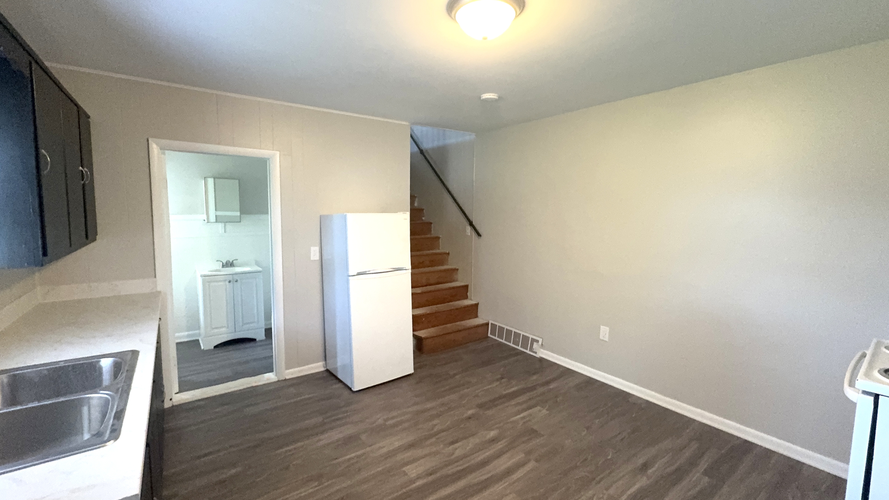 1599 W Maple Grove Rd., C