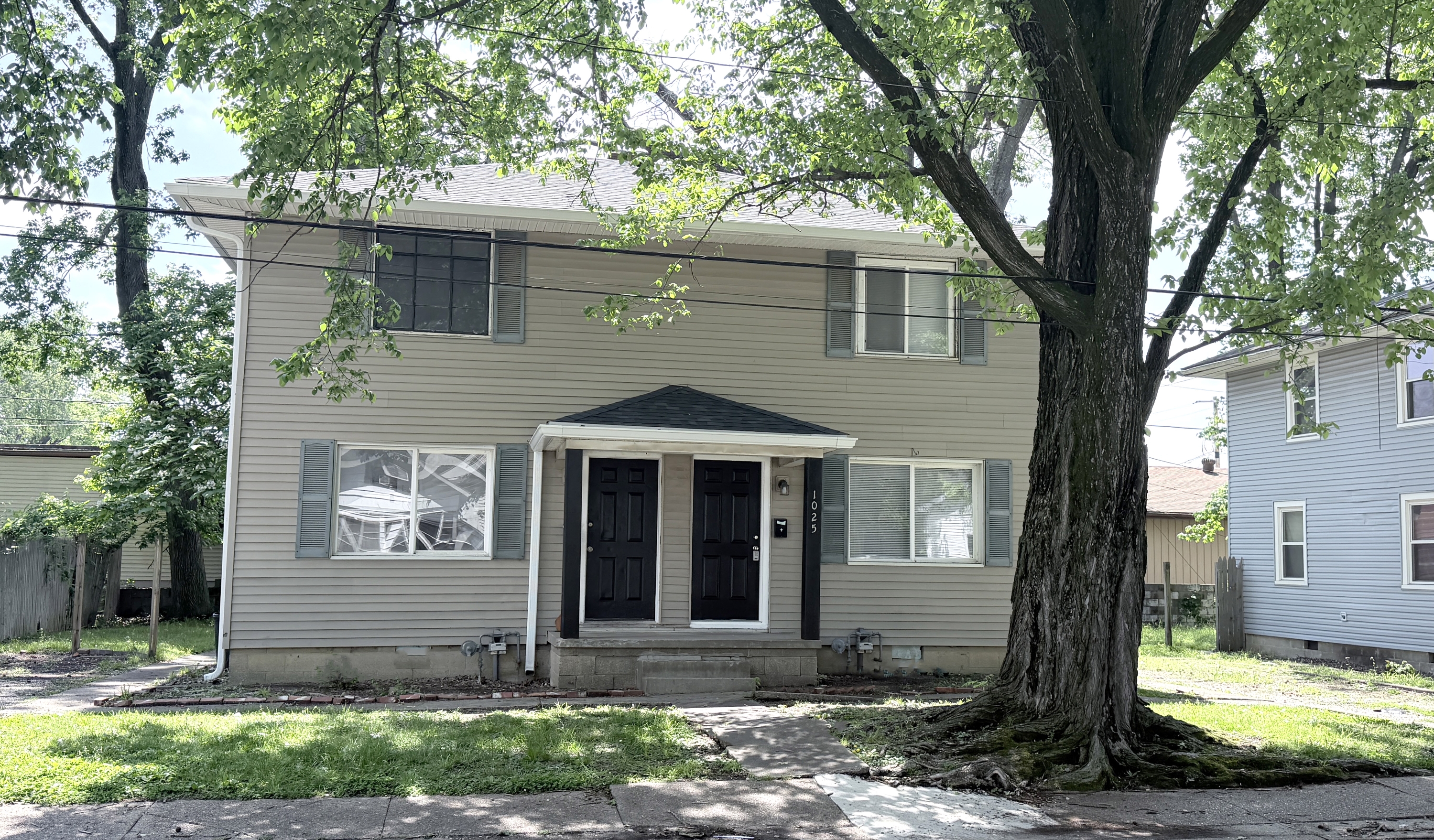 Property main image
