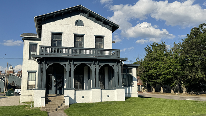 Property main image