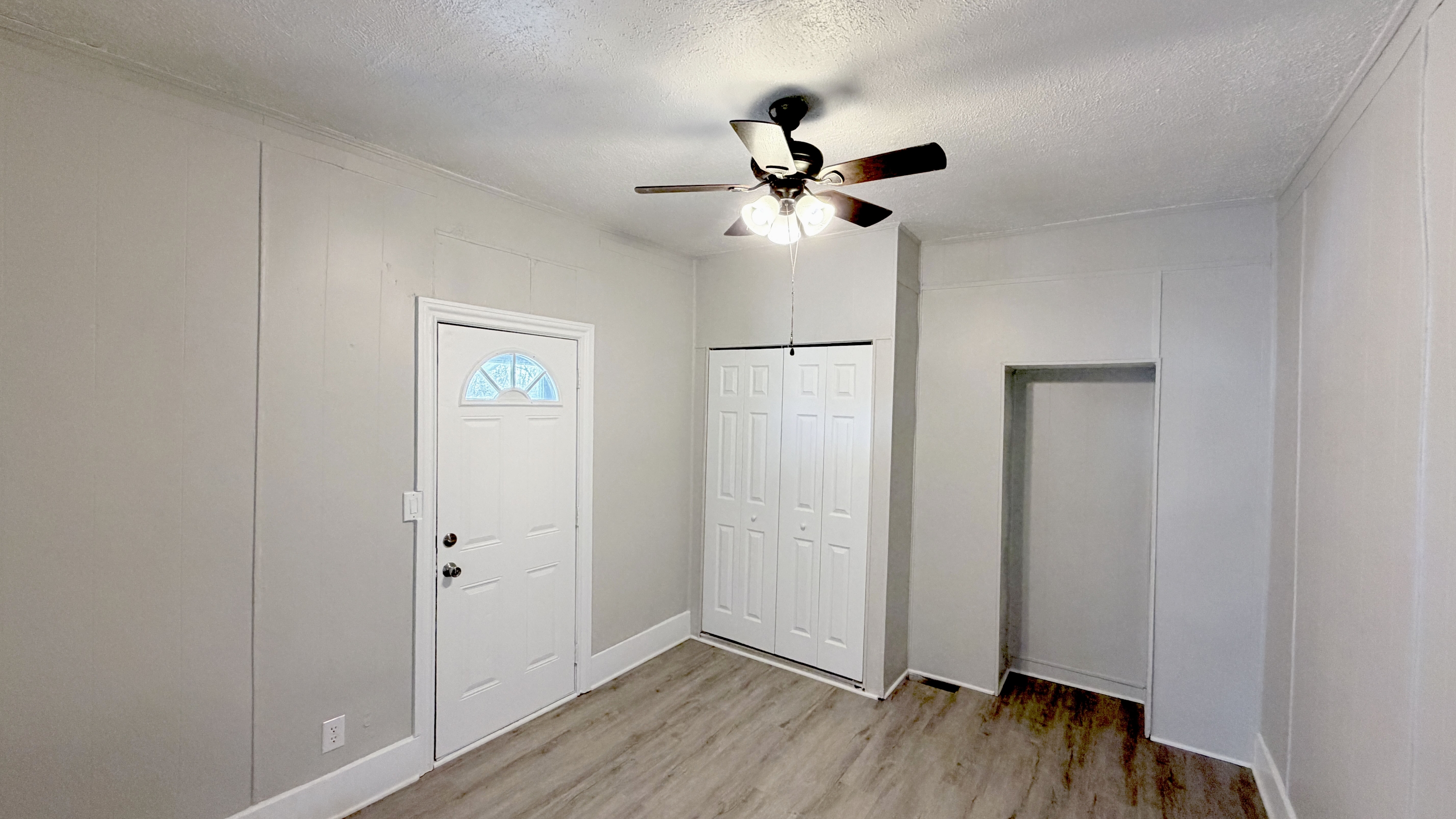 1016 North Elliott Street - C